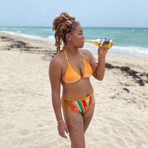 Meet your Posher, Devinn